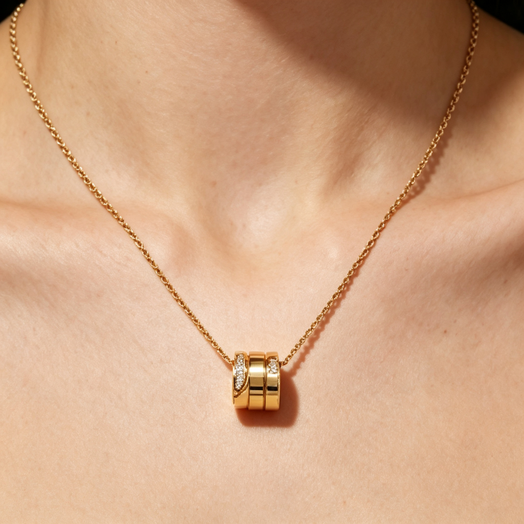 Bvlgari Serpenti Viper snake-motif pendant necklace — yellow gold