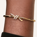 Tiffany T T1 Narrow Hinged Bangle in Yellow Gold—Modern Elegance and the Iconic Spirit of New York