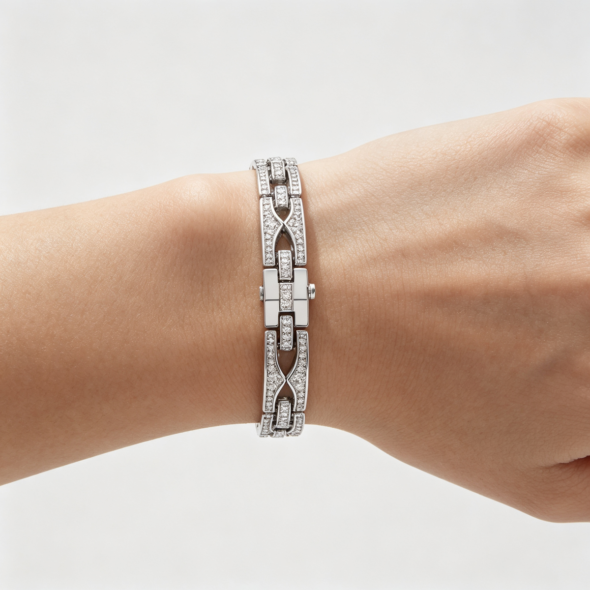 Bvlgari B.zero1 Rock chain bracelet—white gold, fully pavé-set with diamonds.